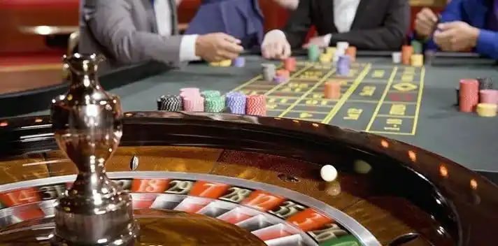 fomo7 စလော့ Mobile App ဖြင့် ကစားနိုင်သော Slots ဂိမ်းများ